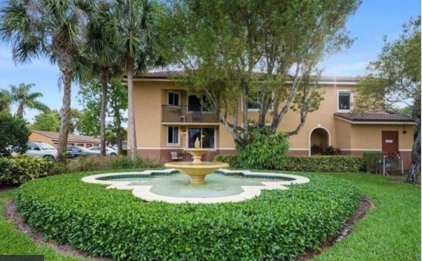 Furnished and Turnkey 2 Bedroom & 2 Bath First Floor Unit With 1 Car Garage Attached! Lovely Gated Community in South Florida. Waterfront Community has pool with Intracoastal Views, Sandy Beach, Gym and Billiard Room. Located Between West Palm Beach and Delray Beach, Easy Beach Access over Lantana Bridge, Close to Restaurant, Markets and Airports. Annual $2700 a month, Seasonal $3300 a month.
