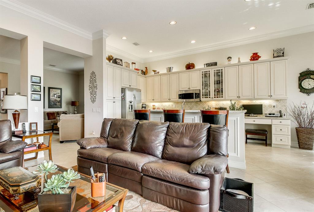 Valencia Reserve - Residential