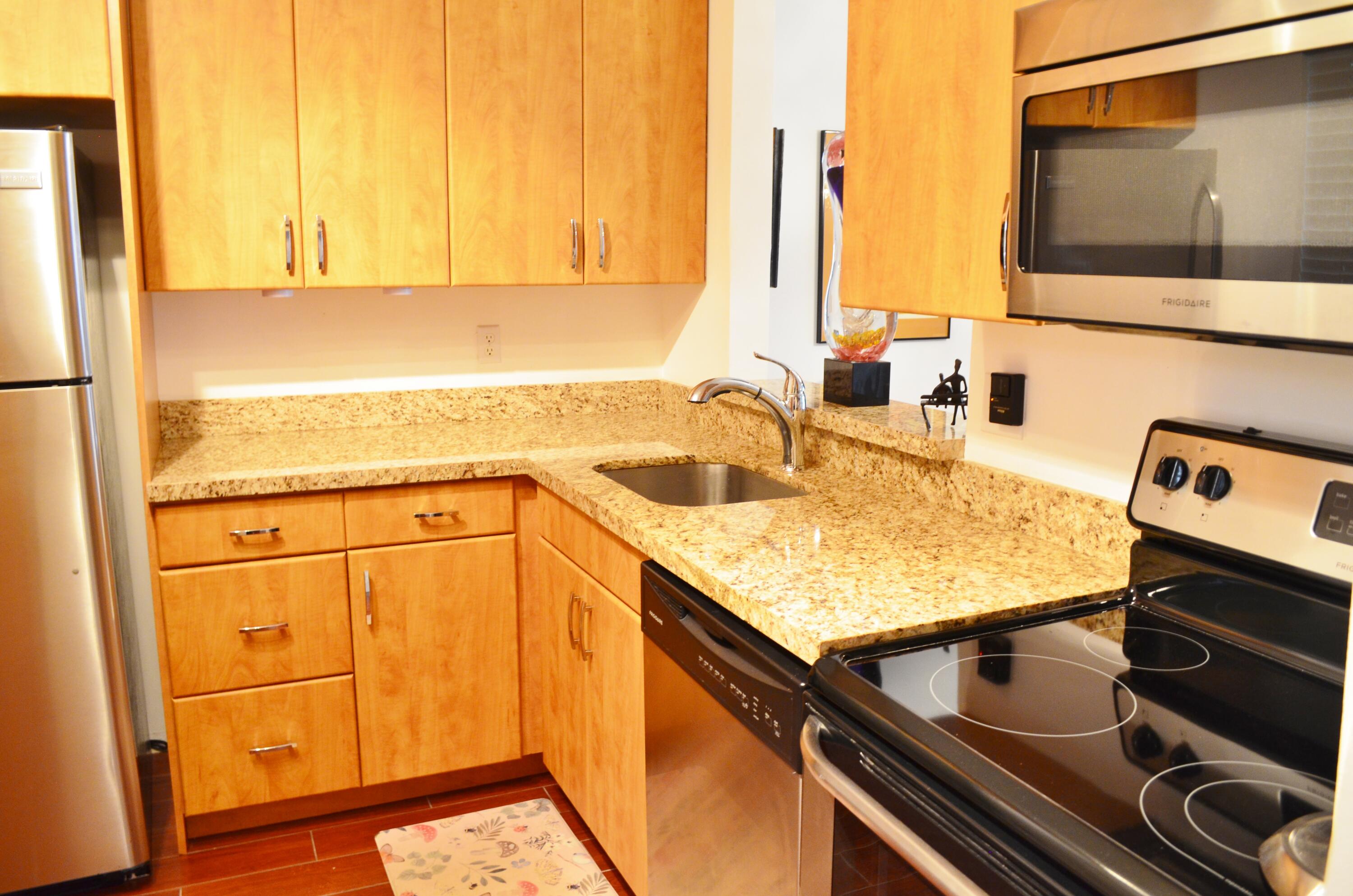5370 Las Verdes Circle 221