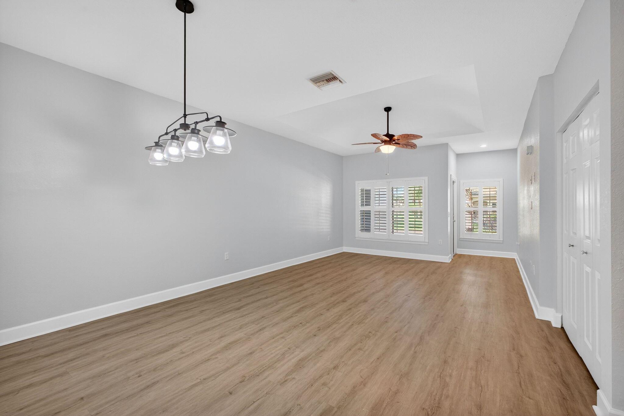 THE LAKES AT THE SAVANNAH - Residential Lease