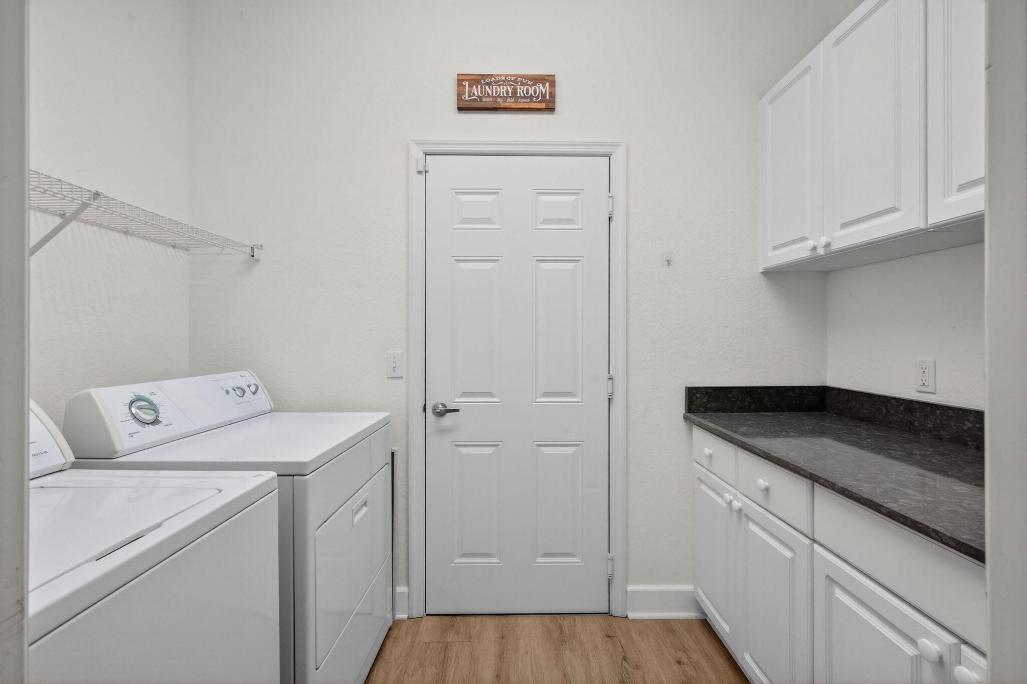 THE LAKES AT THE SAVANNAH - Residential Lease