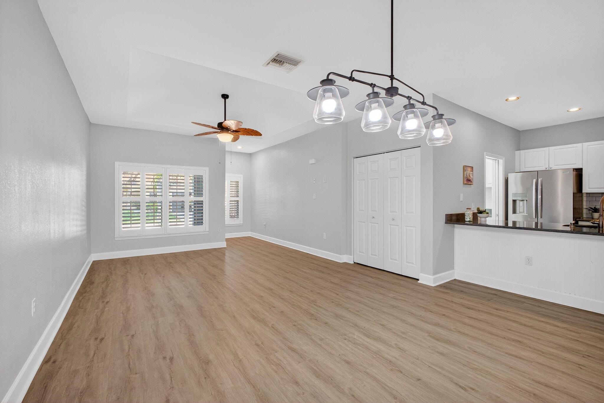 THE LAKES AT THE SAVANNAH - Residential Lease