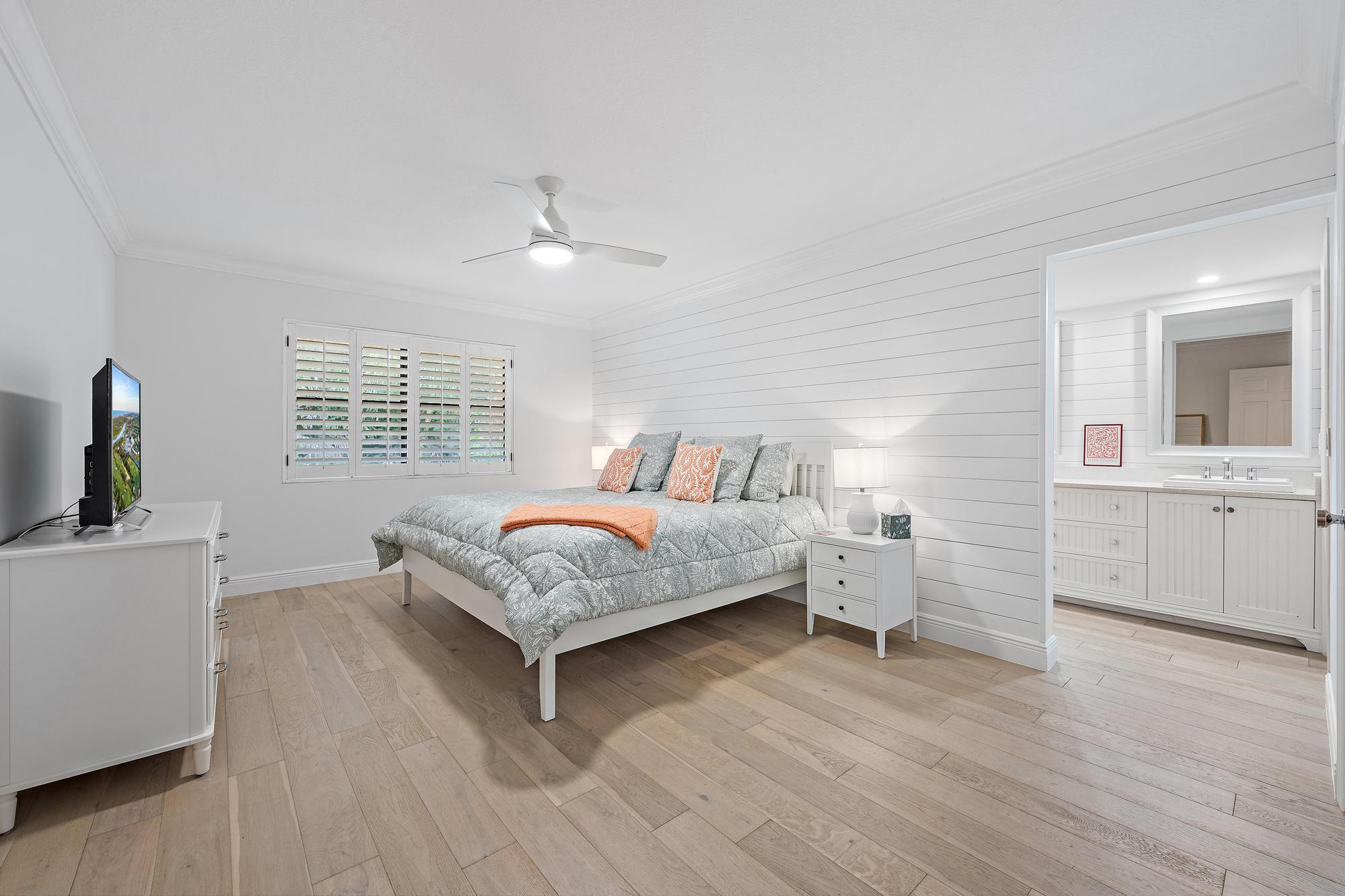 WATERBEND AT JONATHANS LANDING CONDO - Residential