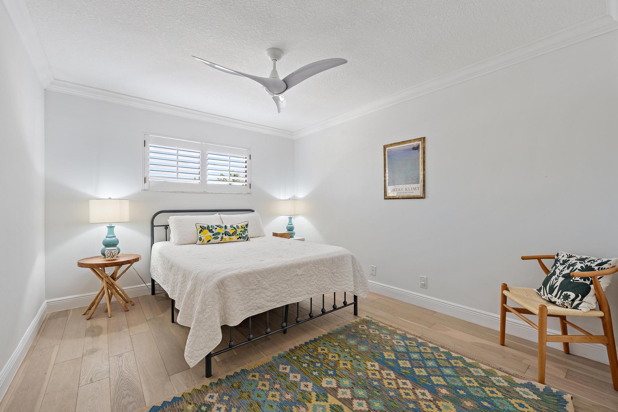 WATERBEND AT JONATHANS LANDING CONDO - Residential