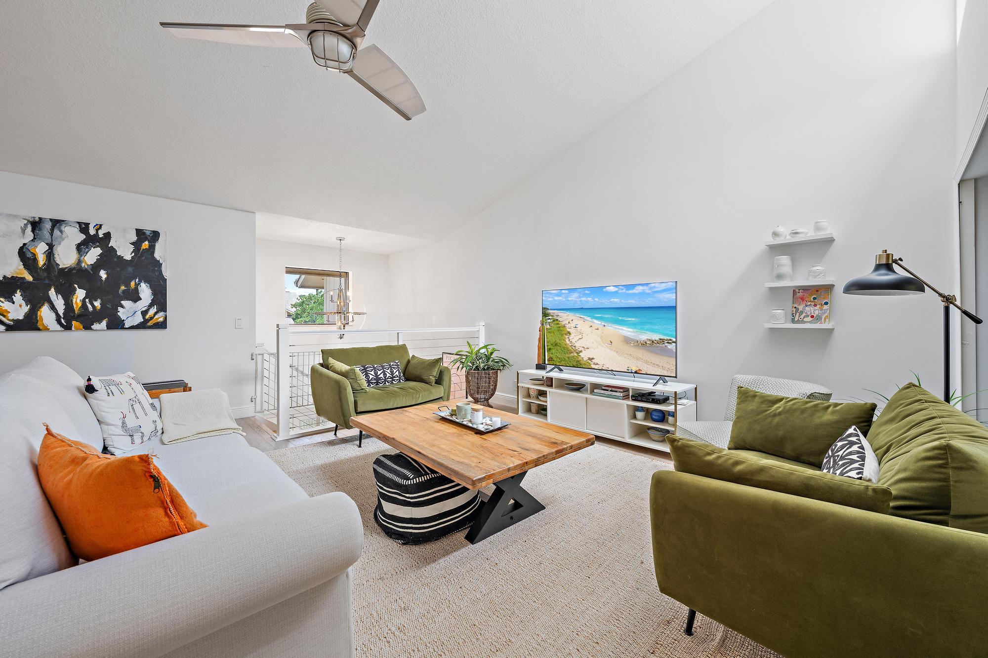 WATERBEND AT JONATHANS LANDING CONDO - Residential