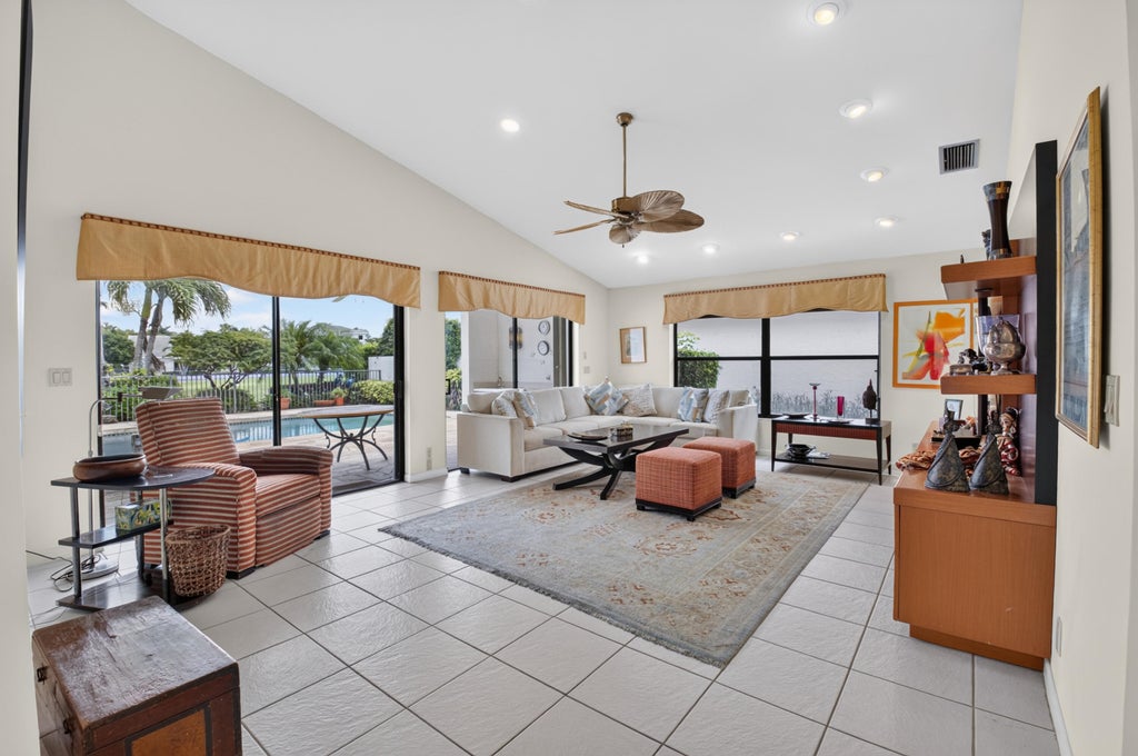 Photo of 19380 Cedar Glen Drive, Boca Raton, FL 33434 (MLS # B26071249)