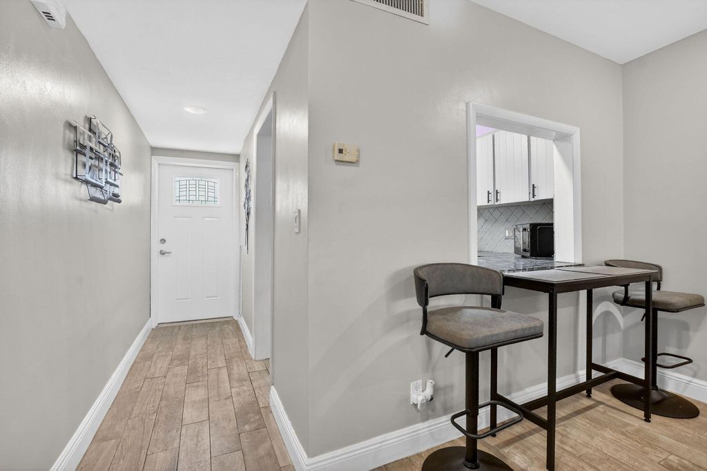 Photo of 300 NE 20th Street #7060, Boca Raton, FL 33431 (MLS # R11166314)