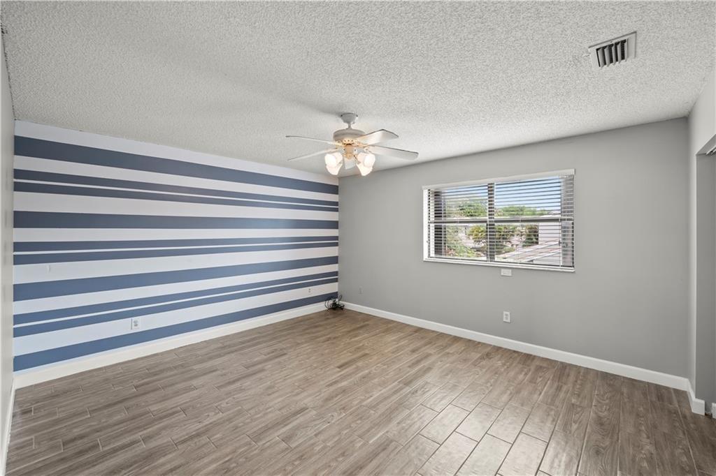 Deerwood Townhomes - Residential