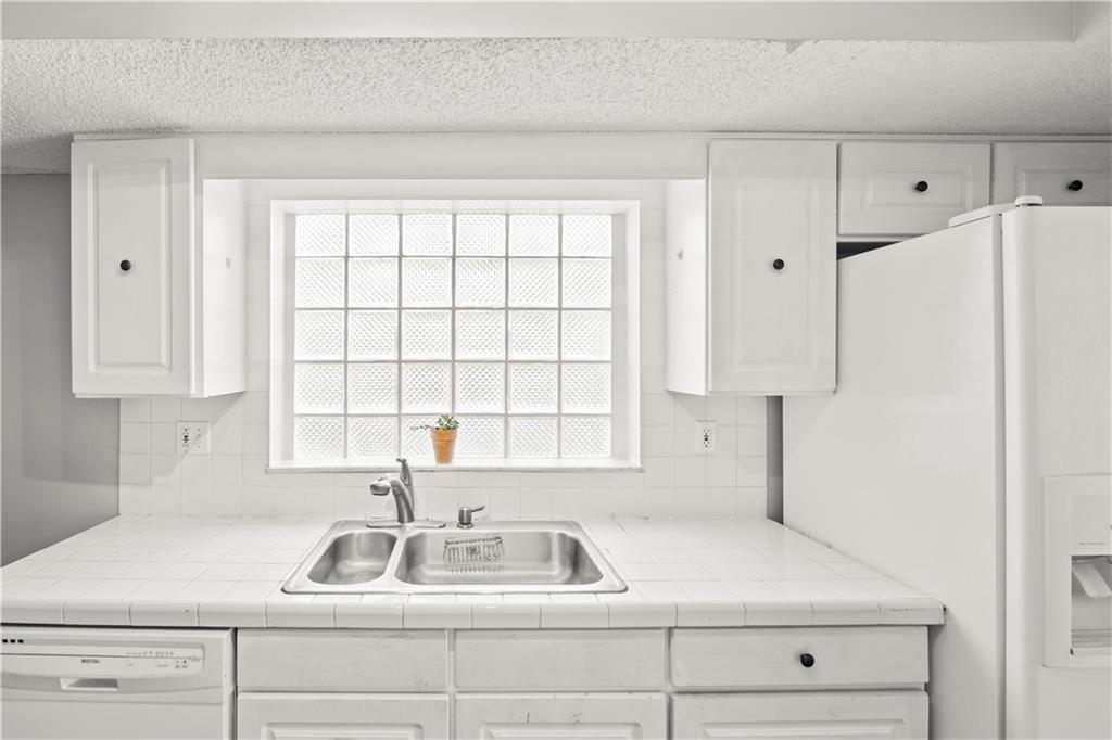 Deerwood Townhomes - Residential