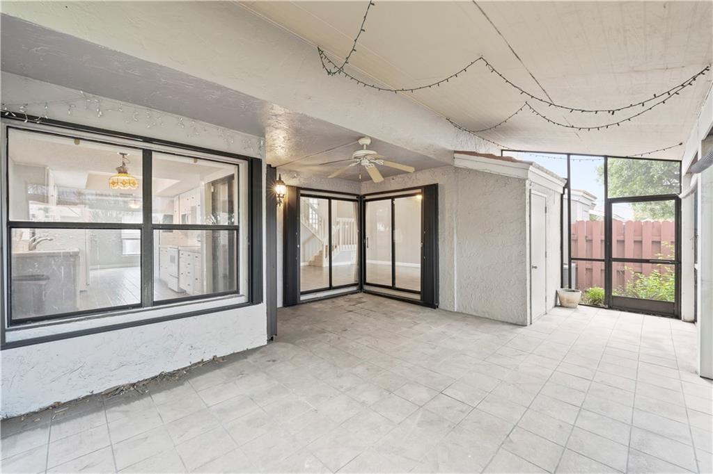 Deerwood Townhomes - Residential