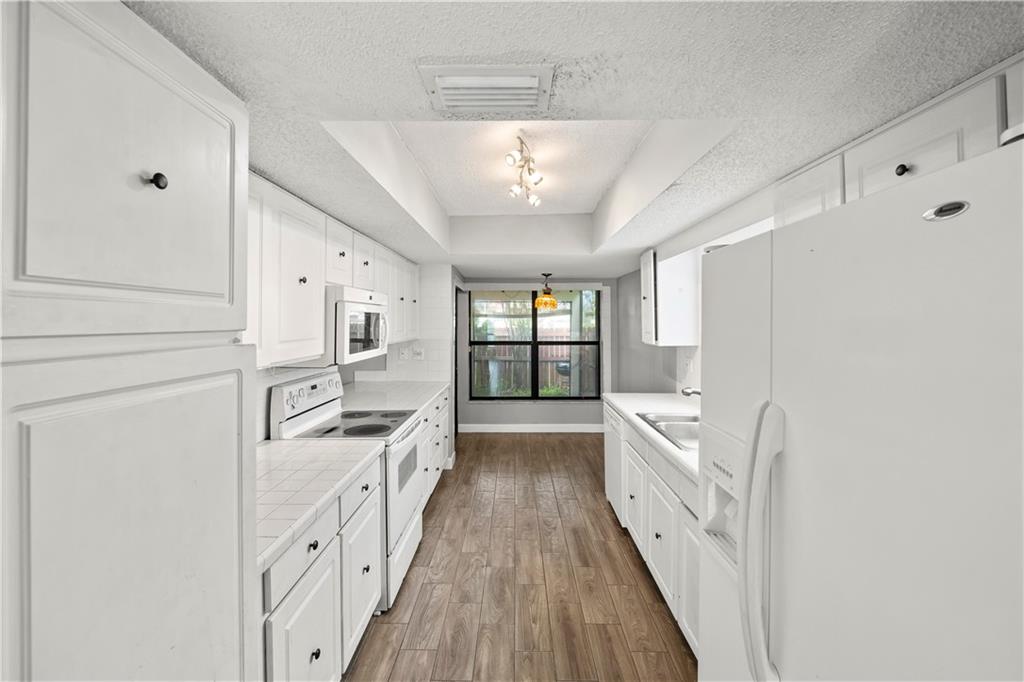 Deerwood Townhomes - Residential