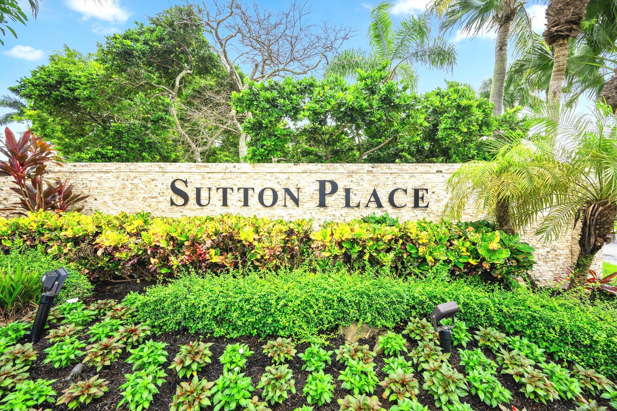 25 Sutton Drive