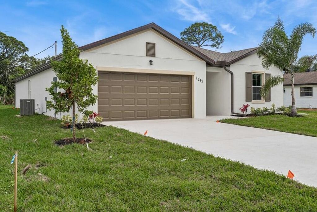 Photo of 1649 SE Clearmont Street #257, Port Saint Lucie, FL 34983 (MLS # R11026277)