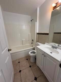SOUTH PORT ST LUCIE UNIT - Residential Lease