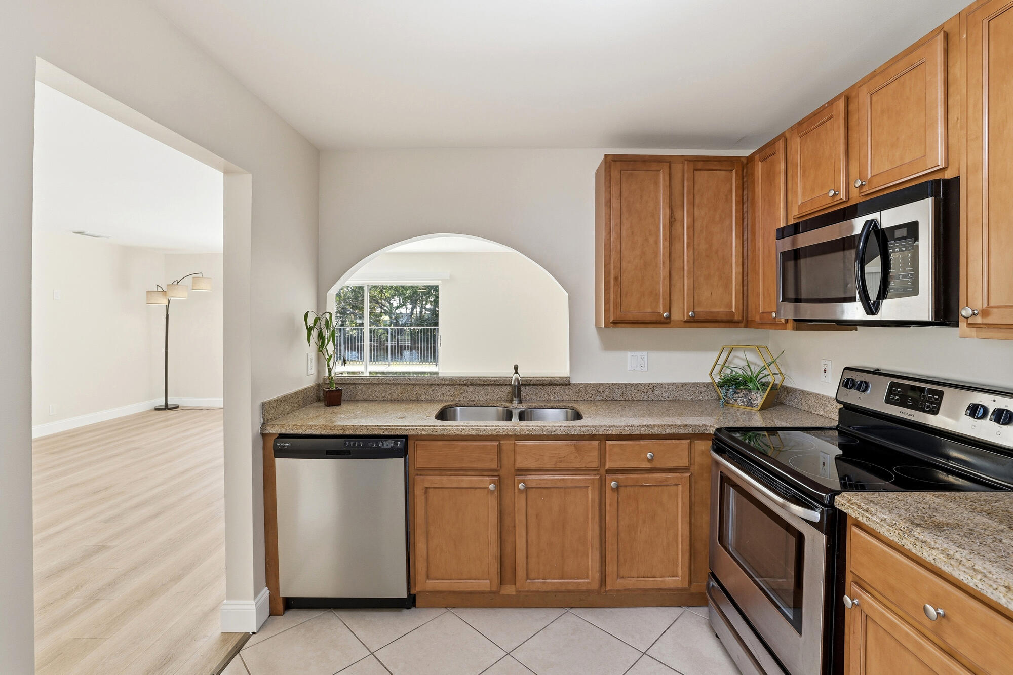 AMERICAN HOMES AT BOCA RATON 7 - Residential