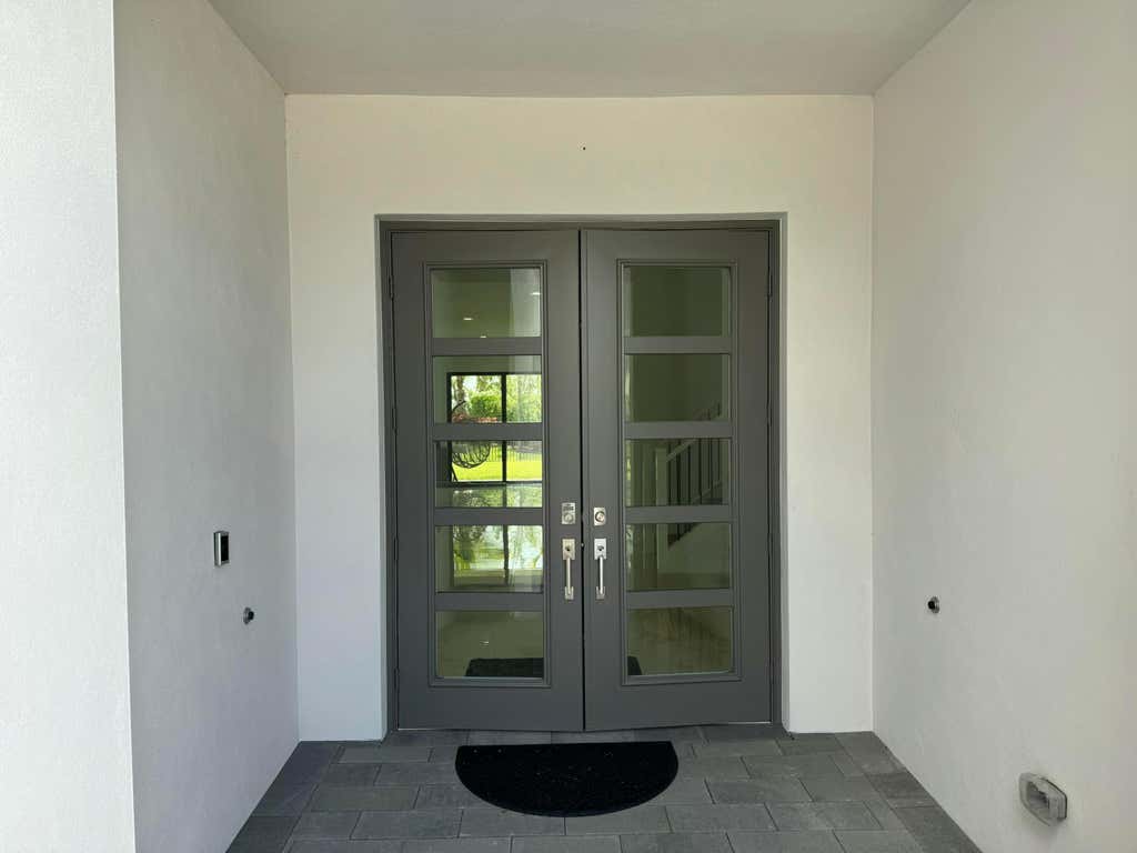 Photo of 13530 CIRRUS Place, Palm Beach Gardens, FL 33412 (MLS # B26061681)