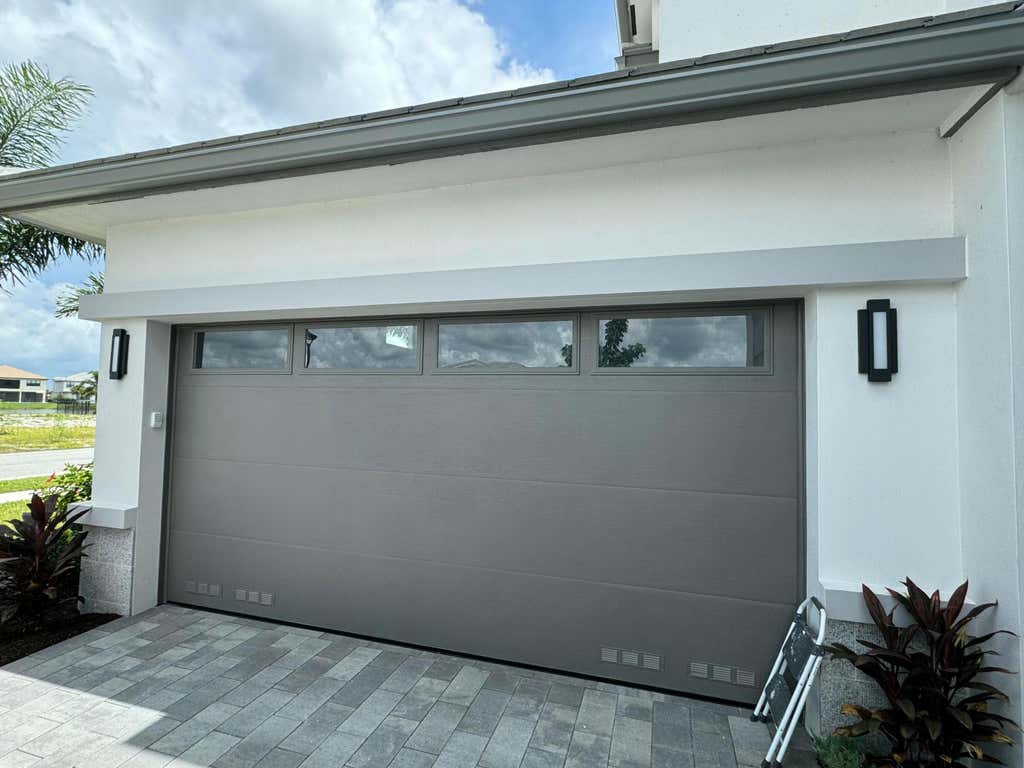 Photo of 13530 CIRRUS Place, Palm Beach Gardens, FL 33412 (MLS # B26061681)