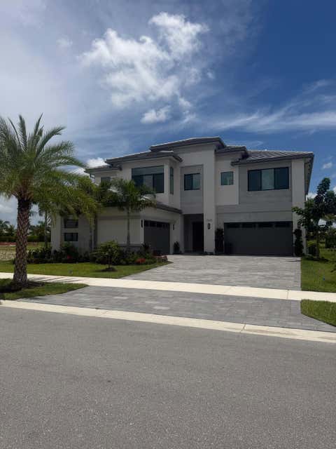 Photo of 13530 CIRRUS Place, Palm Beach Gardens, FL 33412 (MLS # B26061681)