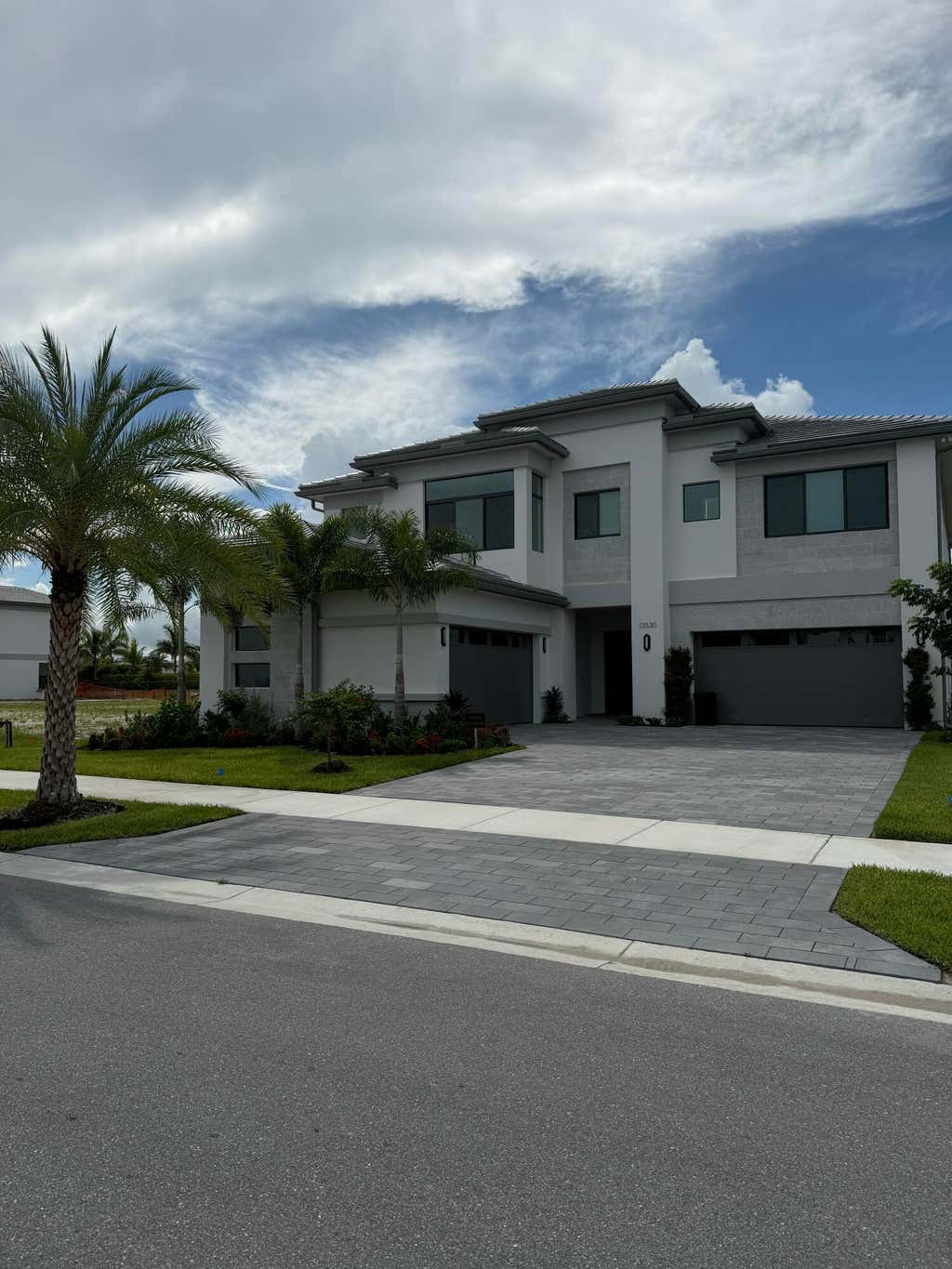 Photo of 13530 CIRRUS Place, Palm Beach Gardens, FL 33412 (MLS # B26061681)