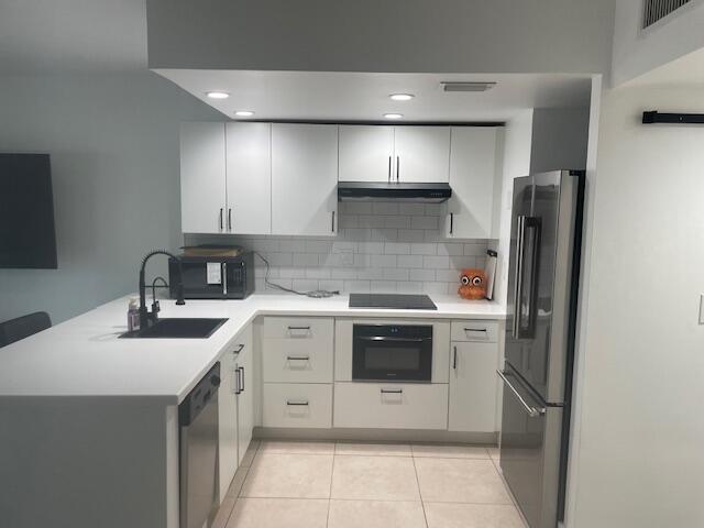 2900 NE 30th Street B2
