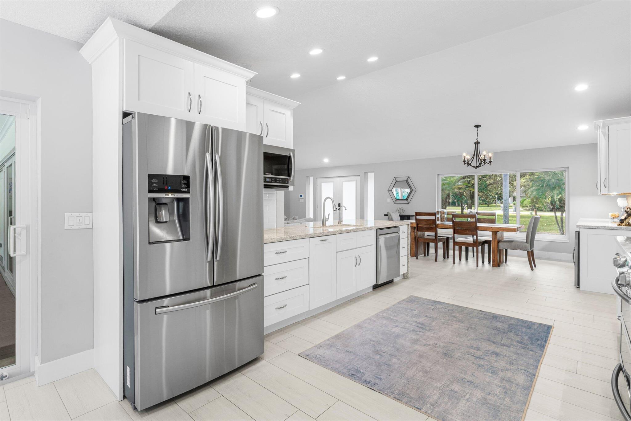 IMPERIAL WOODS - Residential