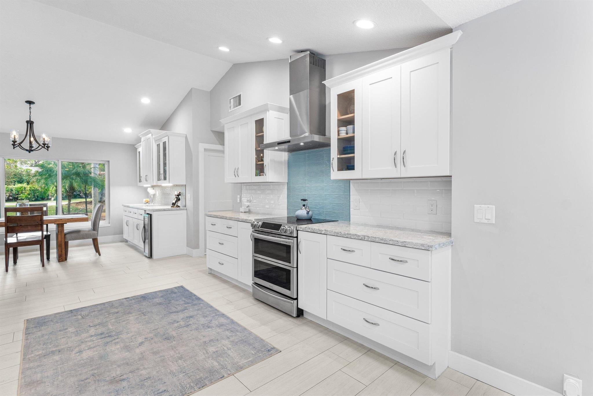 IMPERIAL WOODS - Residential