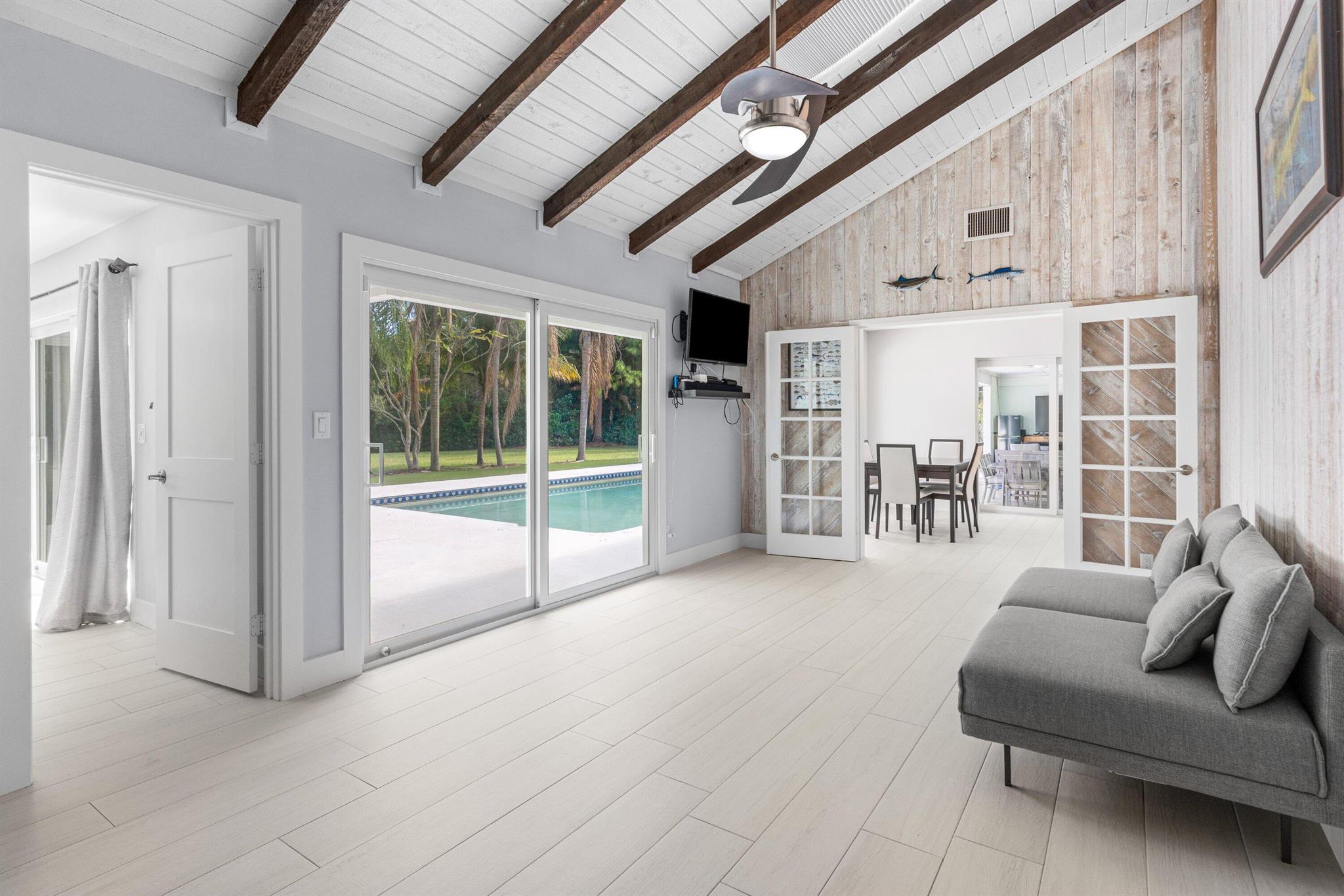 IMPERIAL WOODS - Residential