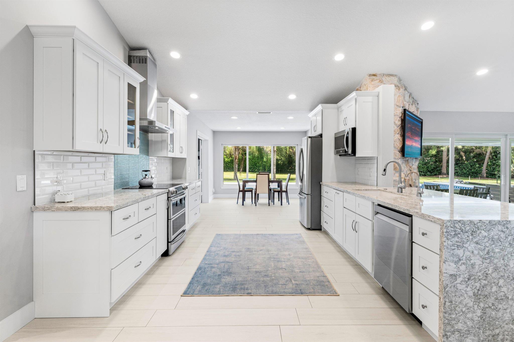 IMPERIAL WOODS - Residential