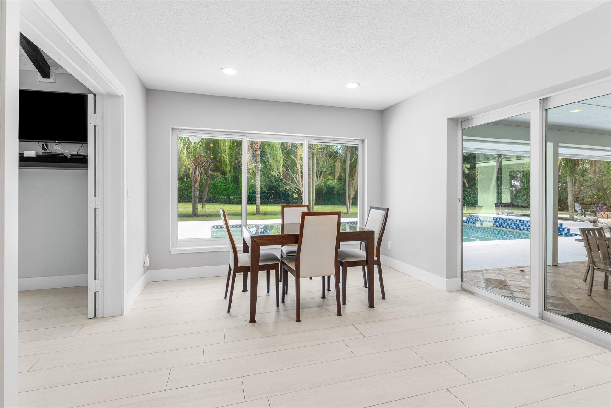 IMPERIAL WOODS - Residential