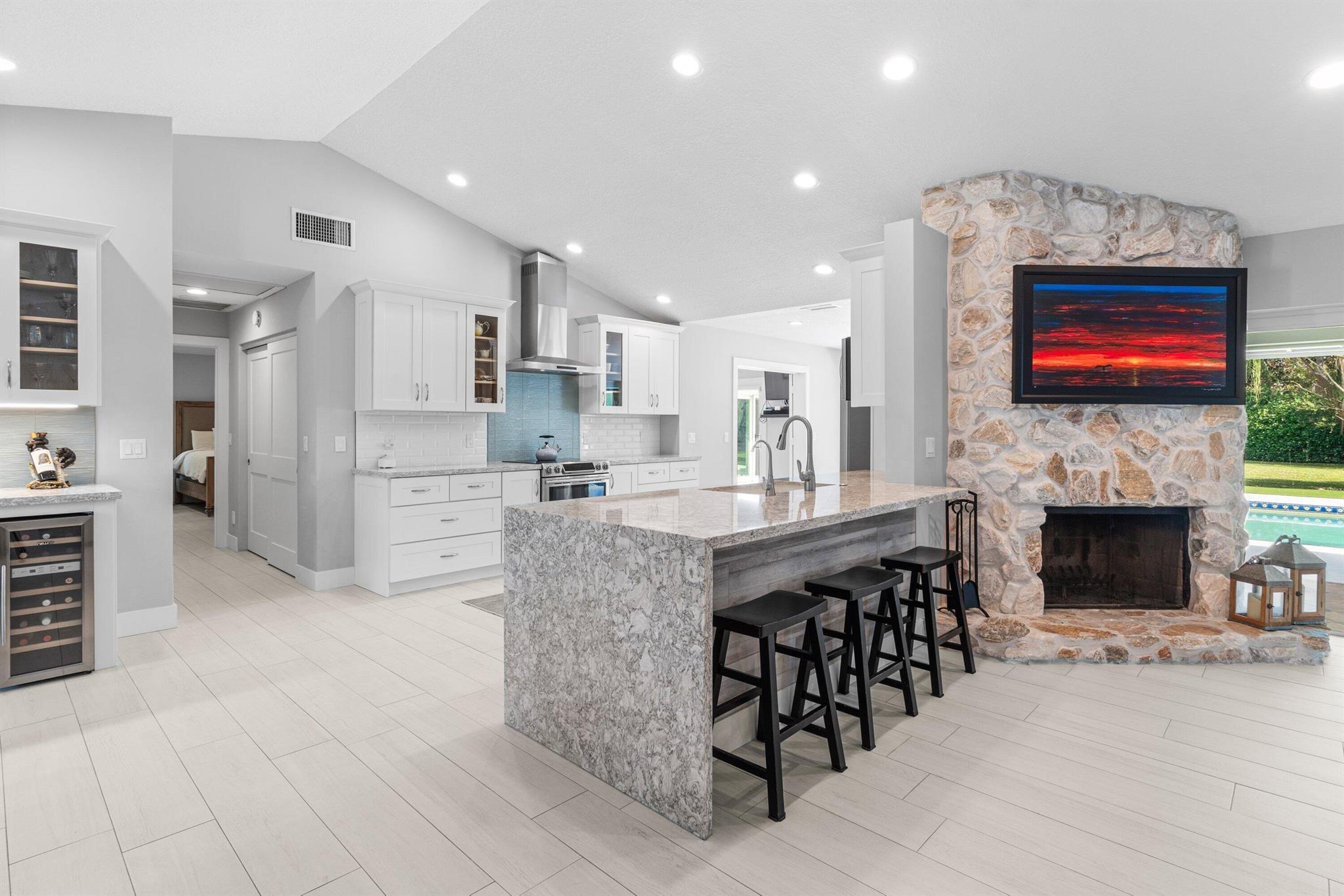 IMPERIAL WOODS - Residential