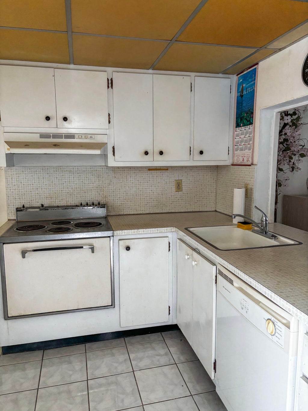 Photo of 4025 N Federal HWY #121C, Oakland Park, FL 33308 (MLS # B26077433)
