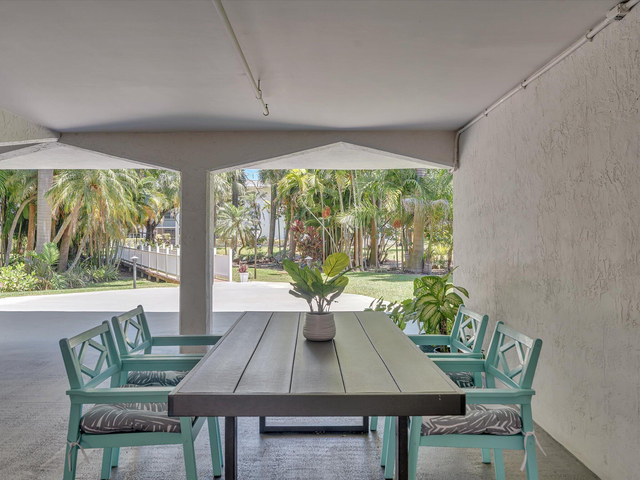 4025 N Federal 121C