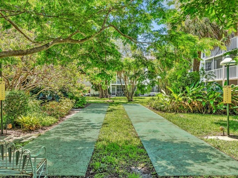 Tiny photo for 4025 N Federal HWY #121C, Oakland Park, FL 33308 (MLS # B26077433)