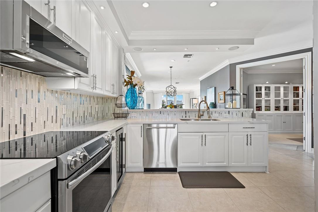 RIO VILLAS OF CORAL RIDGE - Residential