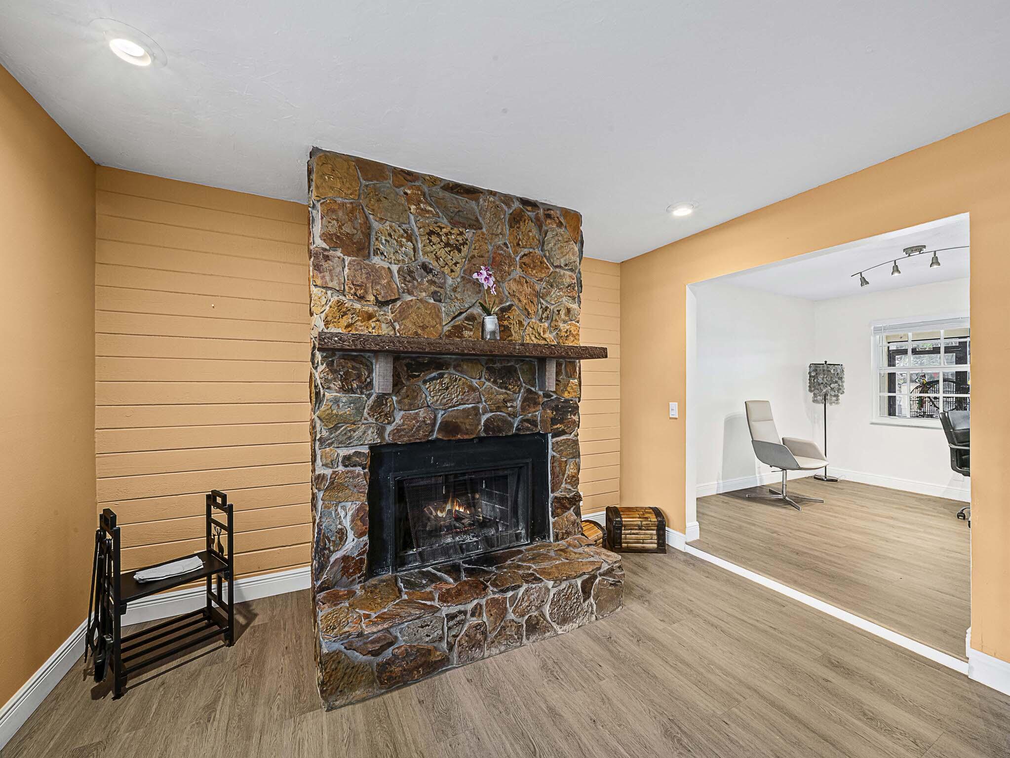 JUPITER FARMS - Residential