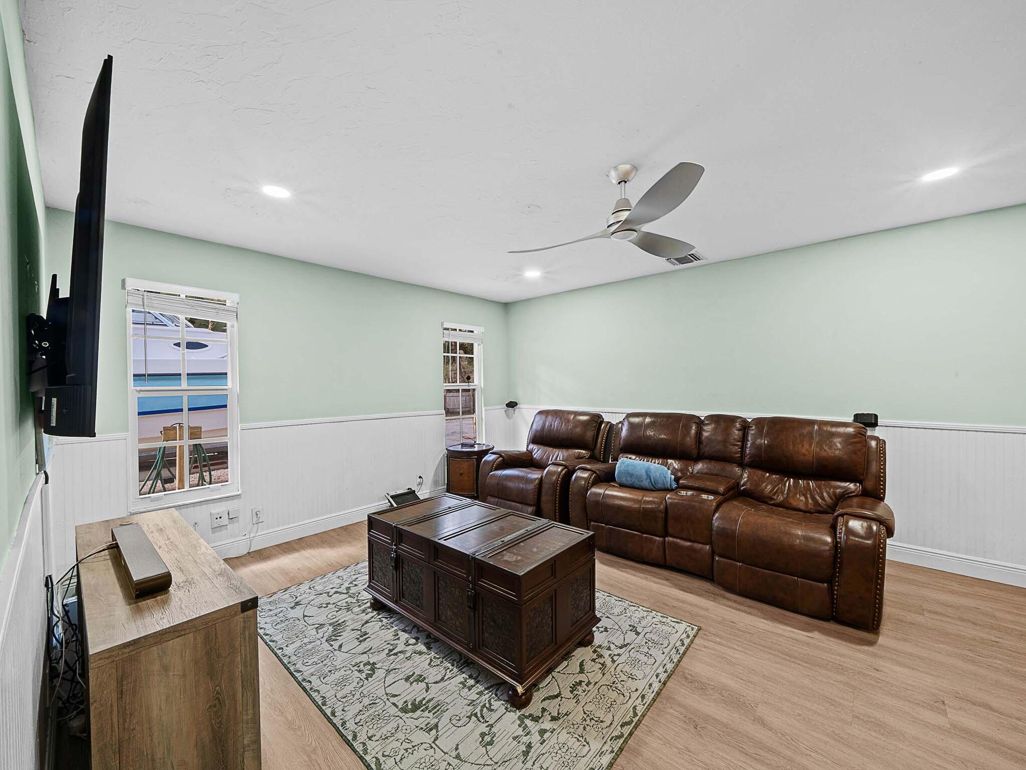 JUPITER FARMS - Residential