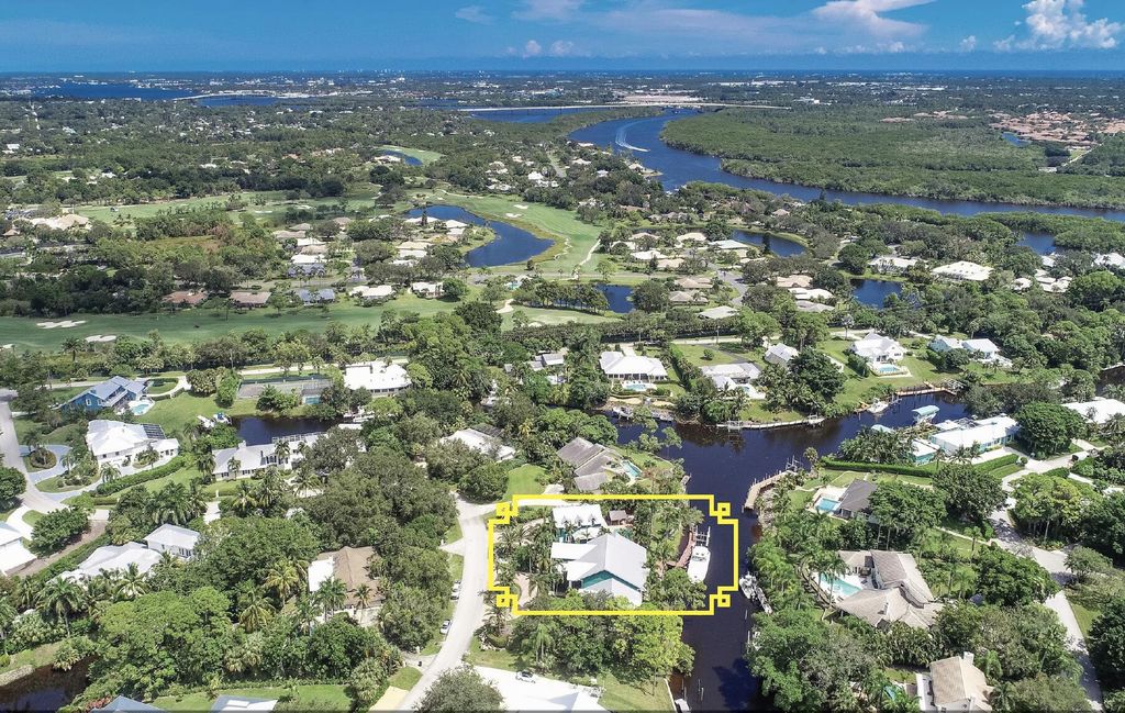 Photo of 5127 SW Anhinga Avenue, Palm City, FL 34990 (MLS # R10916327)