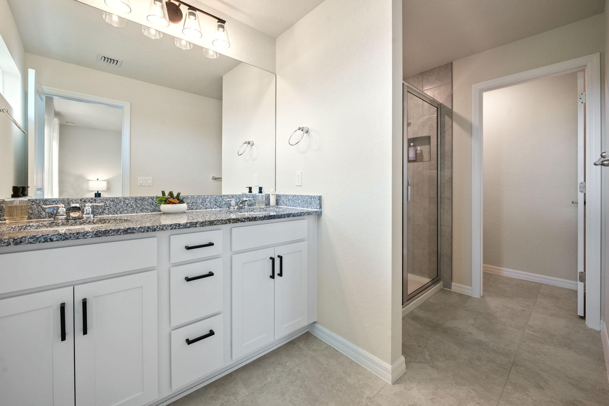 SOMERSET PLAZA - Residential