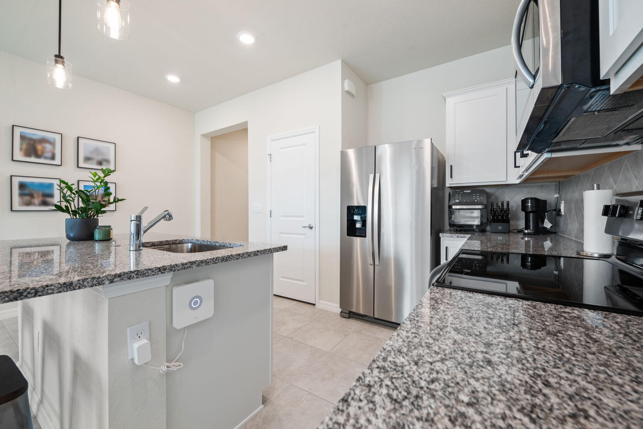 SOMERSET PLAZA - Residential