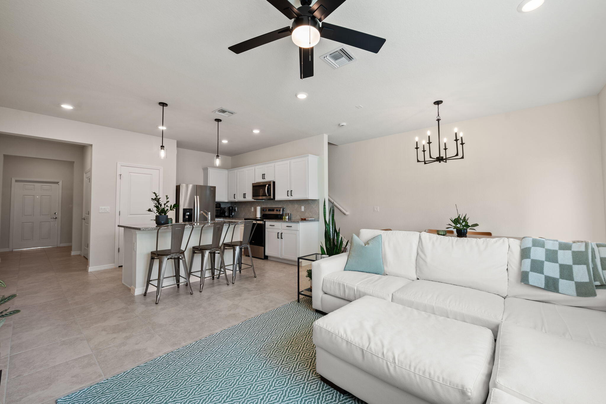 SOMERSET PLAZA - Residential