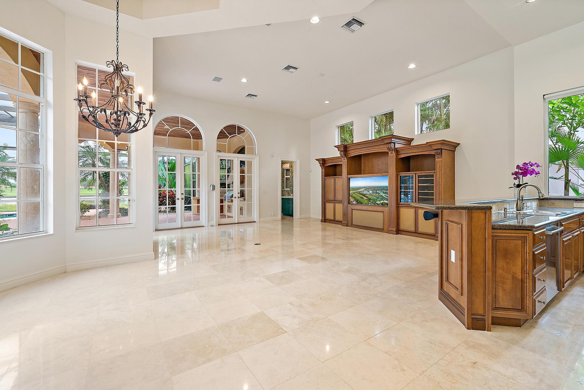 IBIS GOLF AND COUNTRY CLU - Residential