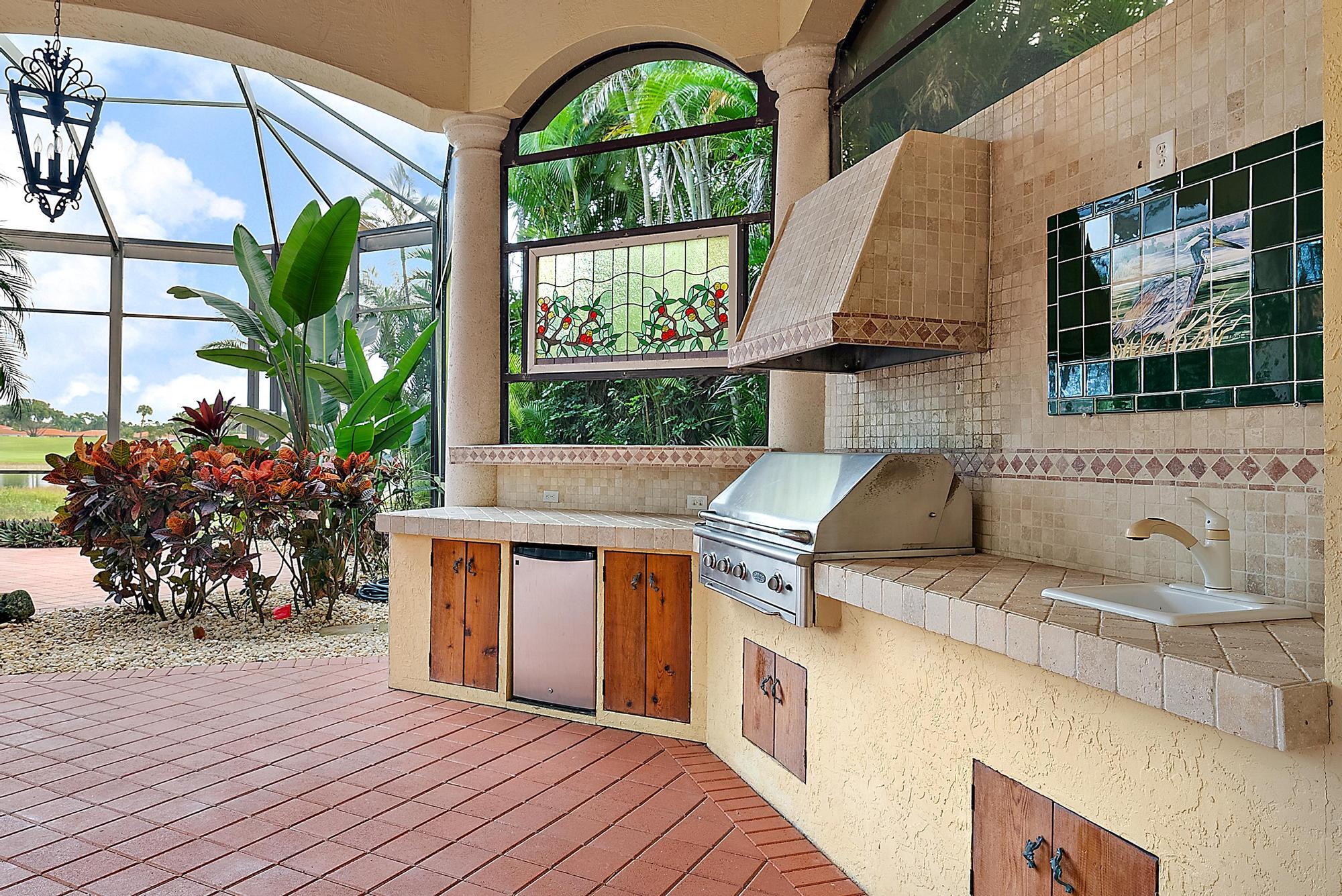 IBIS GOLF AND COUNTRY CLU - Residential