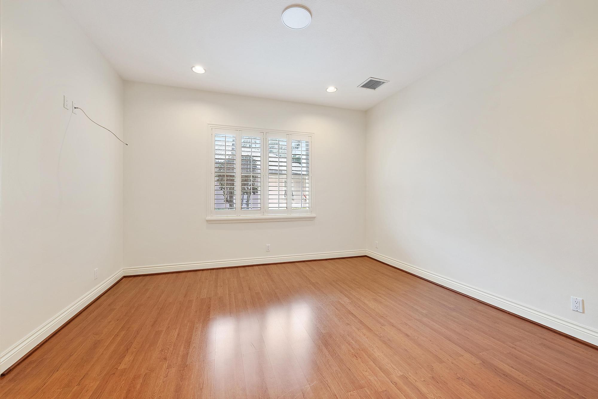 IBIS GOLF AND COUNTRY CLU - Residential