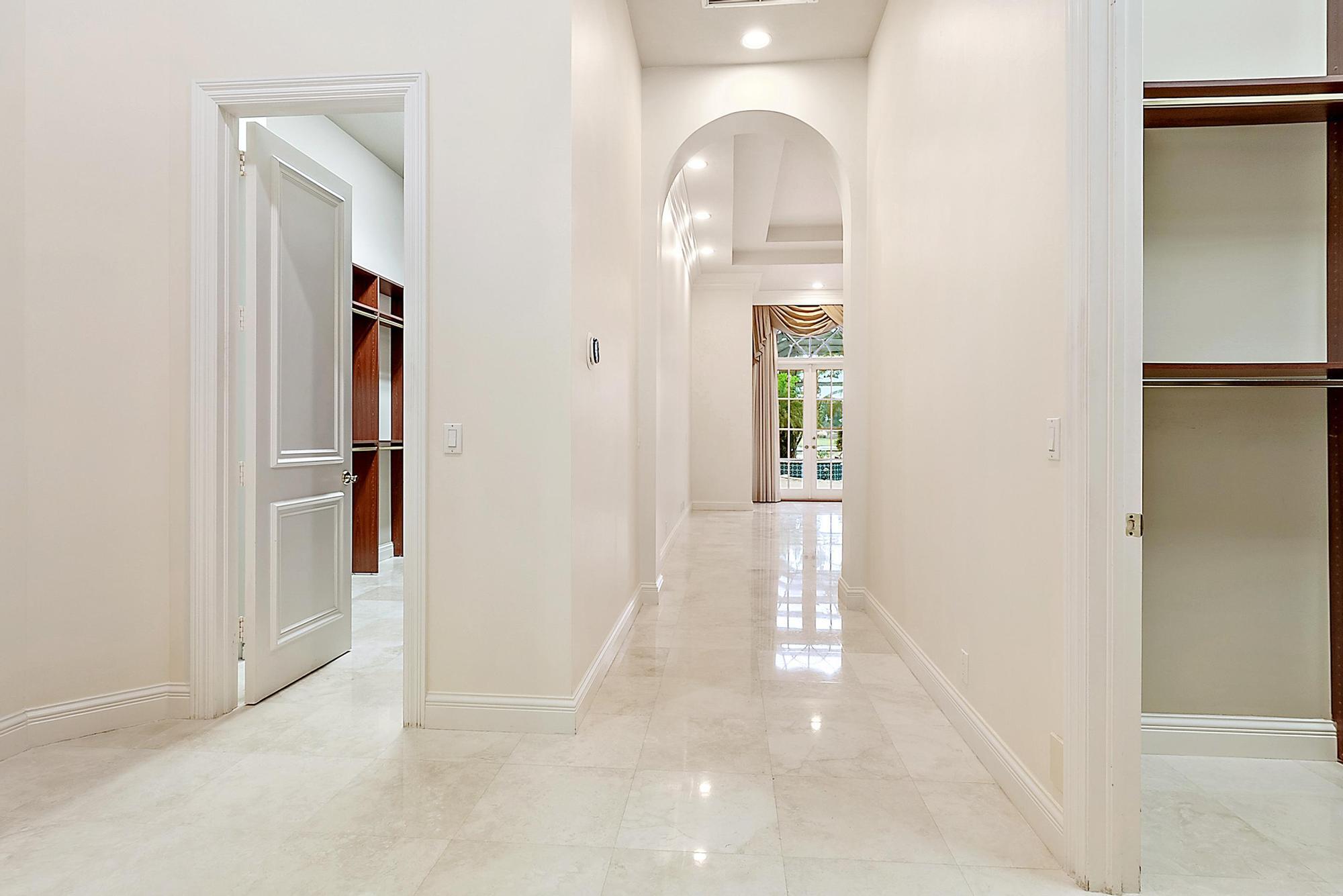 IBIS GOLF AND COUNTRY CLU - Residential