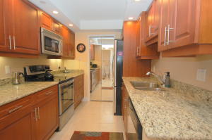 TIARA CONDO - Residential