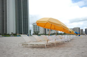 TIARA CONDO - Residential