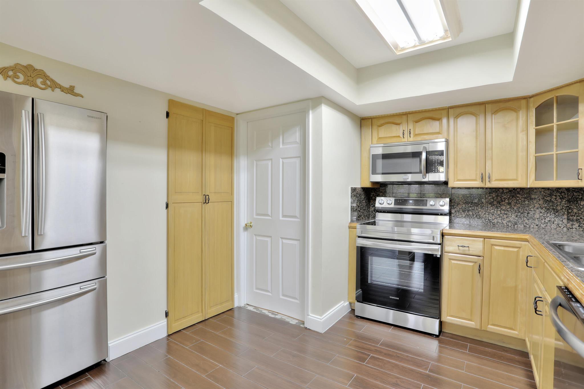 VILLAGES OF HILLSBORO - Residential