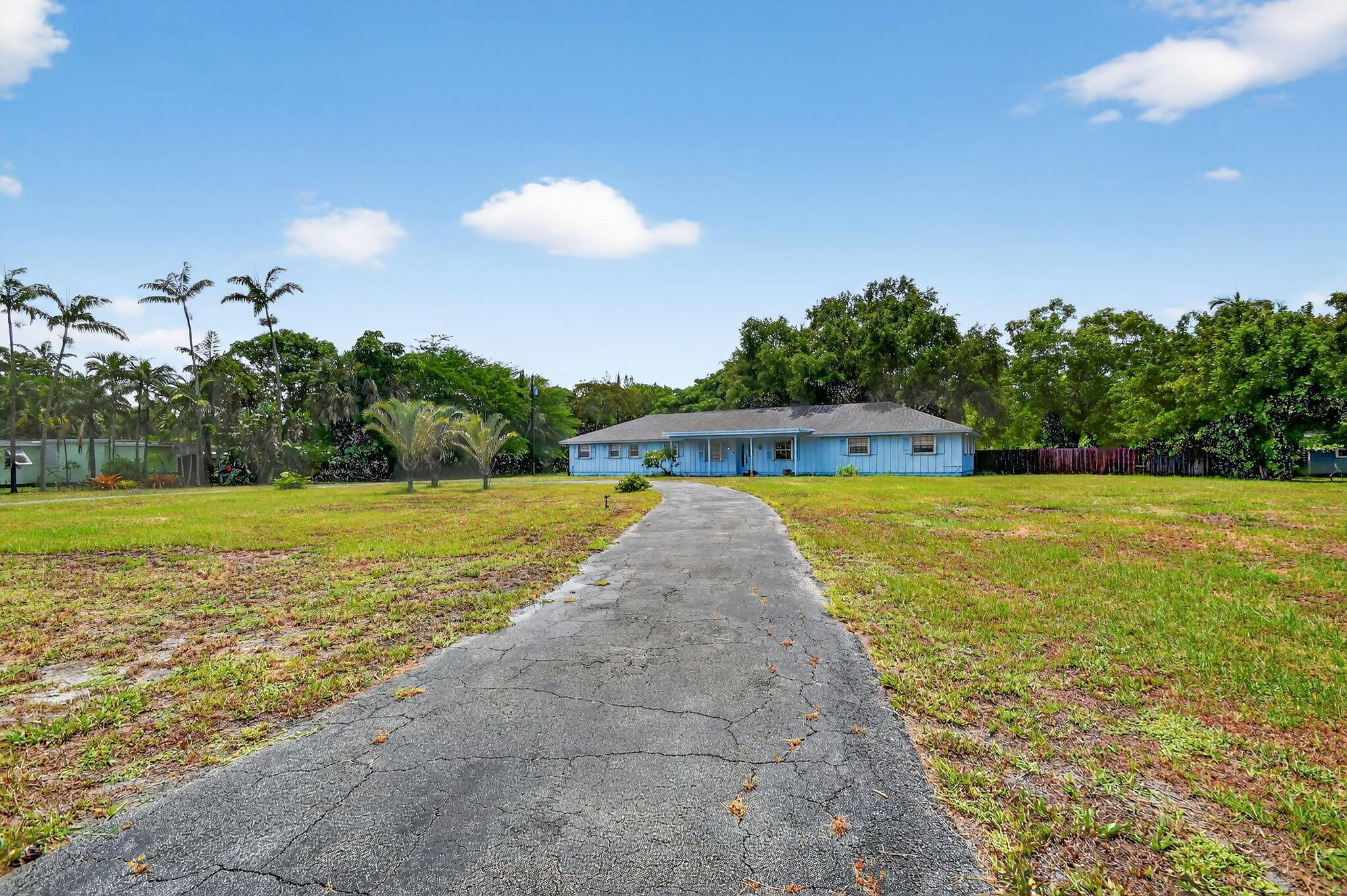 6581 Hillside Lane
