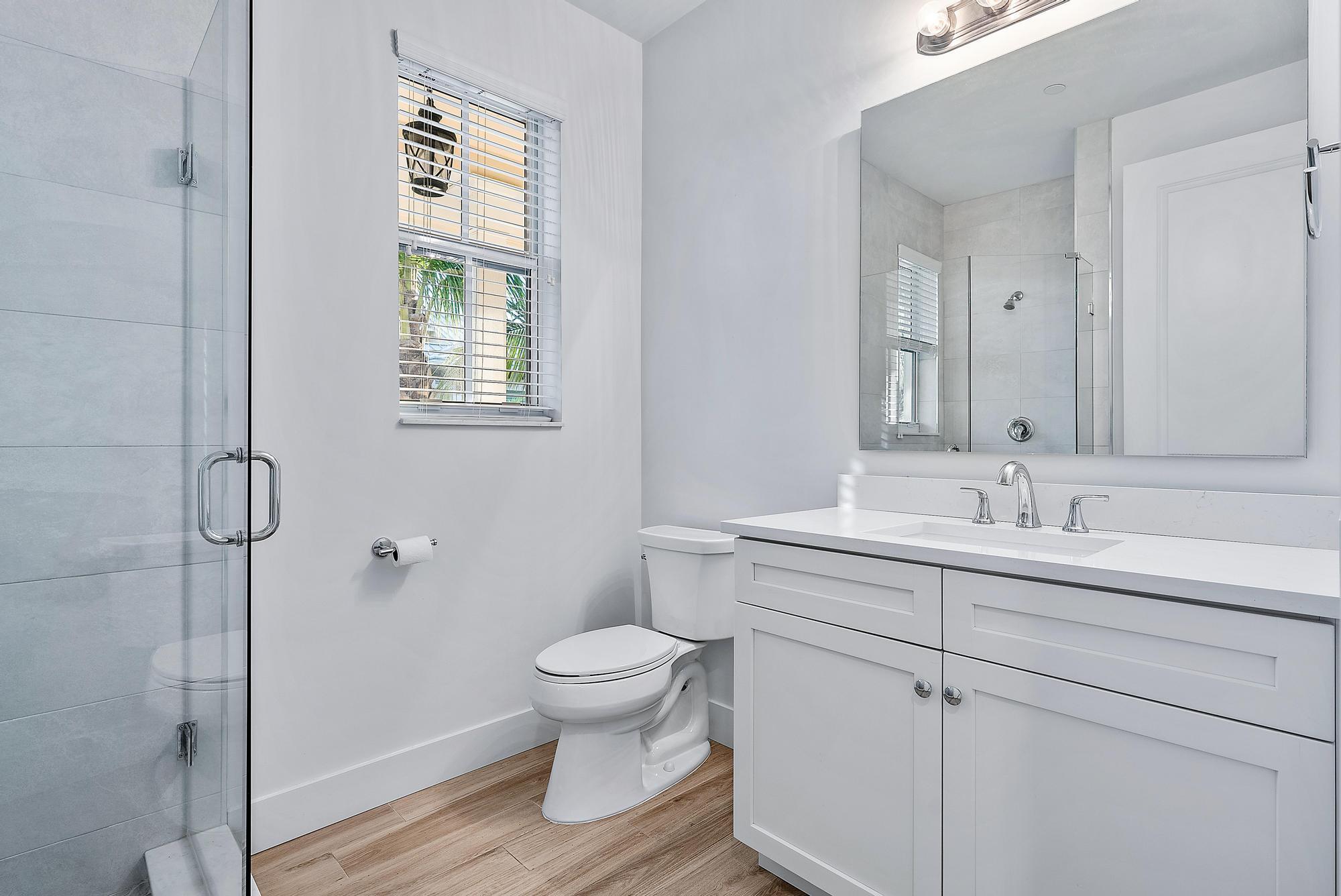 BELLA VILLAGGIO - Residential Lease