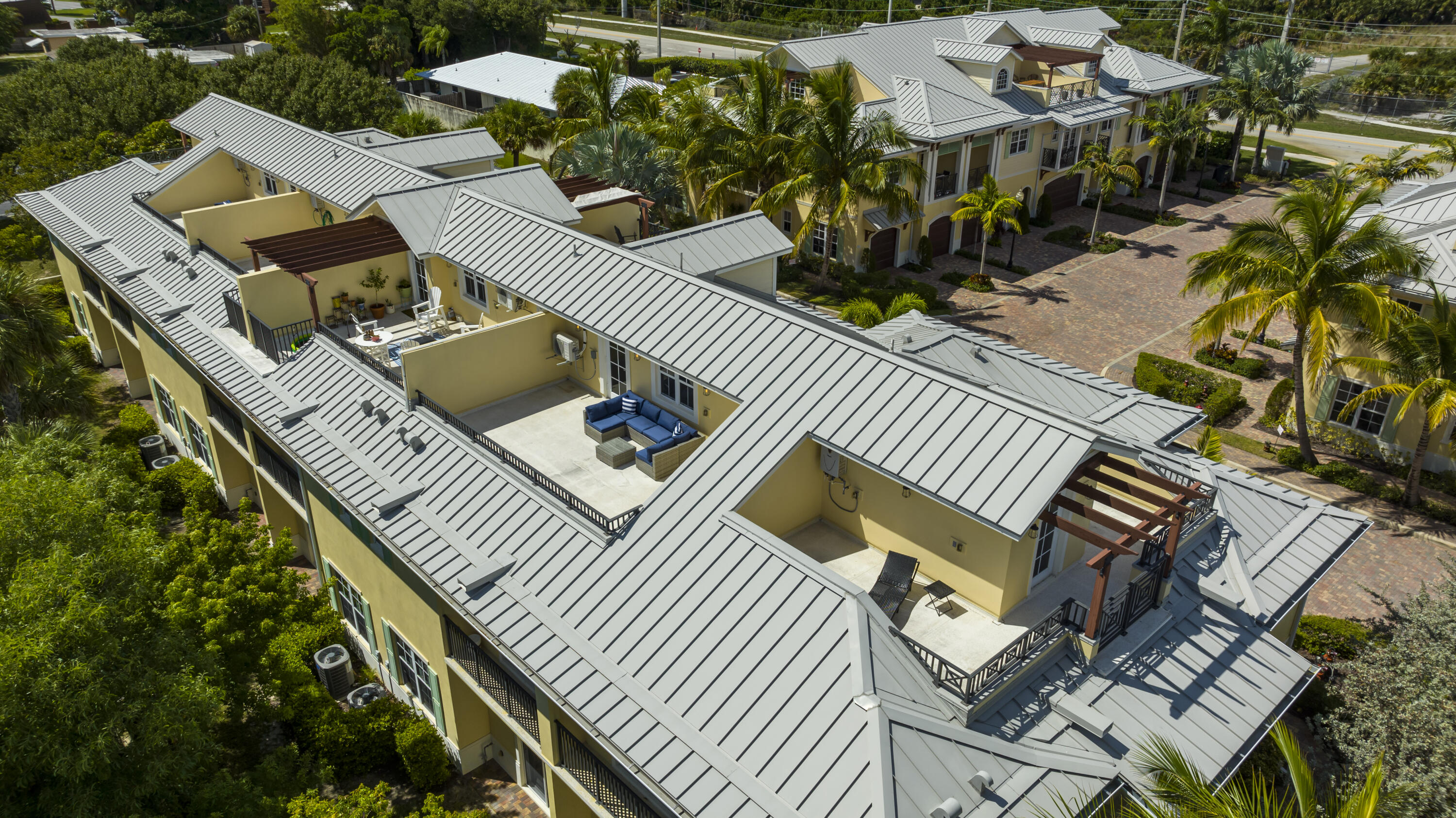 BELLA VILLAGGIO - Residential Lease